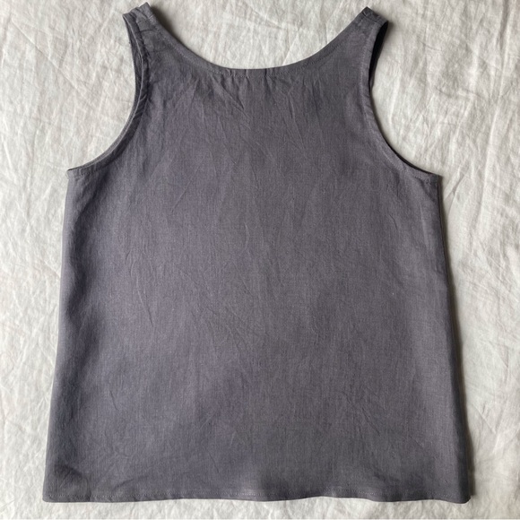 Old Linen Mill Grey Tank Top - Picture 7 of 8